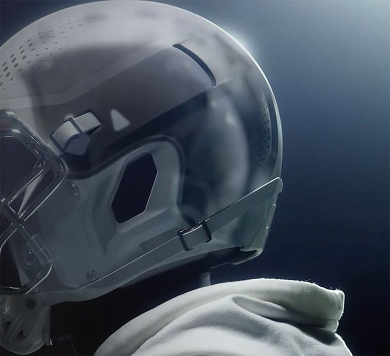 NFL, NFLPA Approve QB Helmet Team Insight